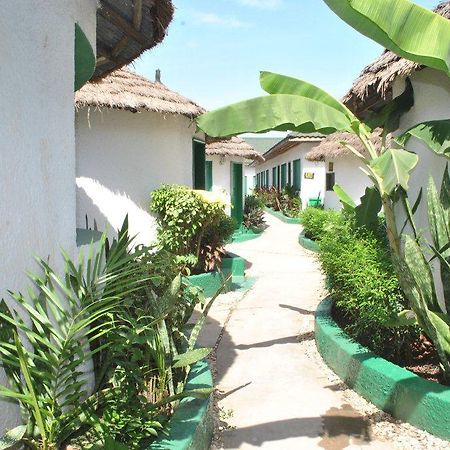 African Village Hotel Bakau Esterno foto
